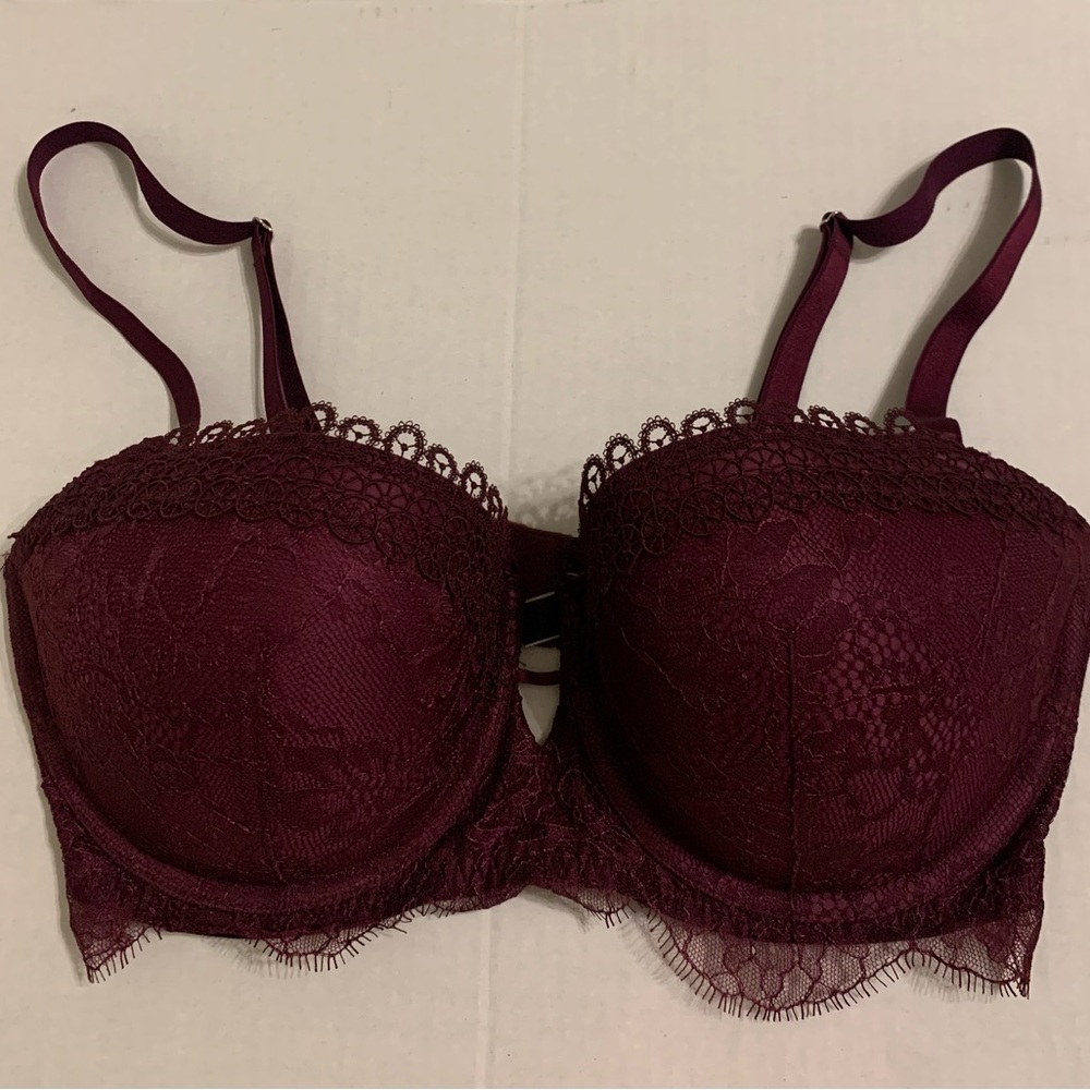 Victoria’s Secret Very Sexy Uplift Balconet Bra